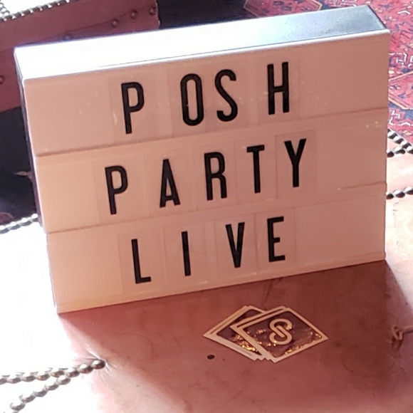 Meet your Posher, Loril - Picture 3 of 4